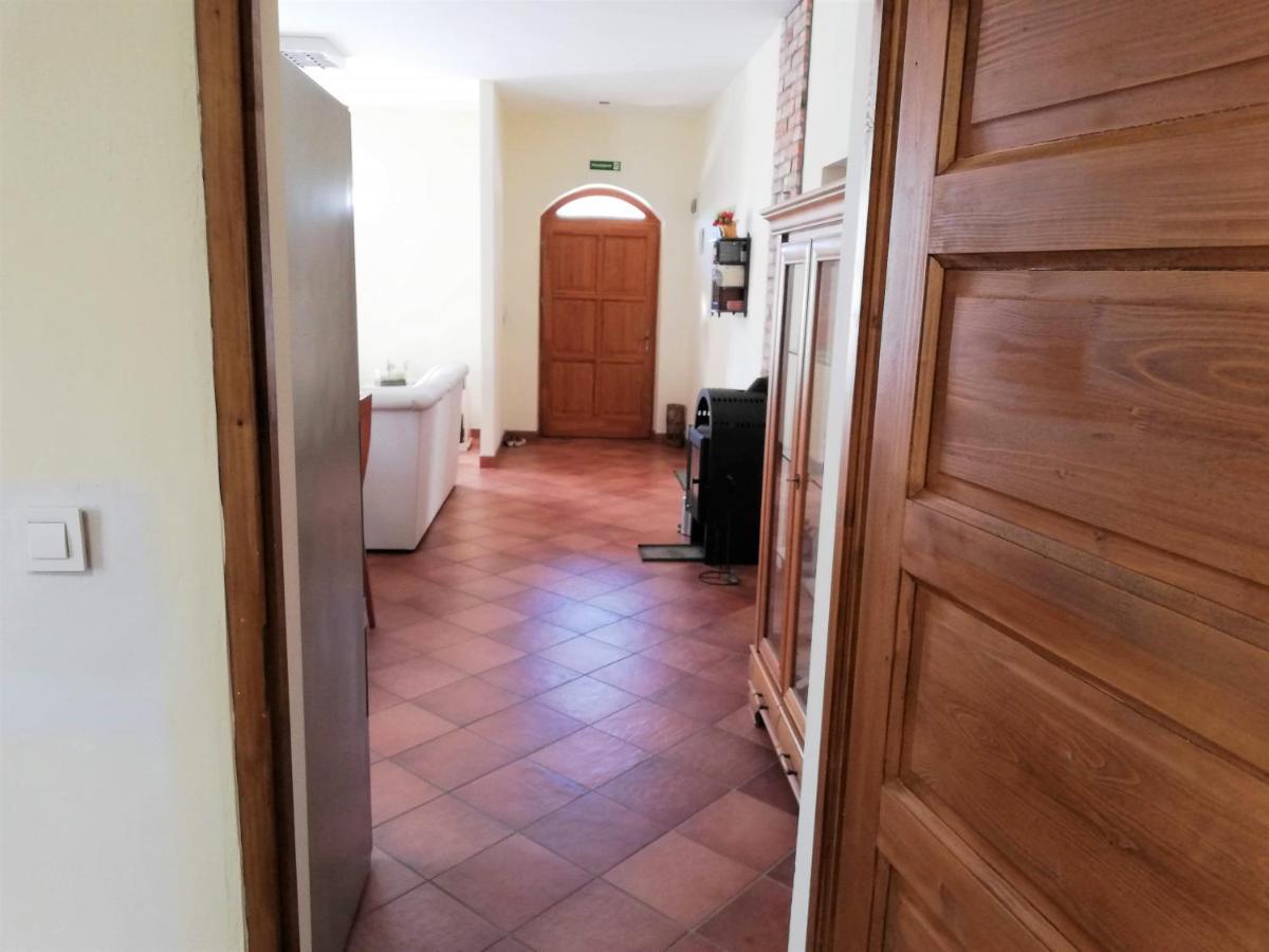 Parva Foresta Apartment Мисколк Екстериор снимка