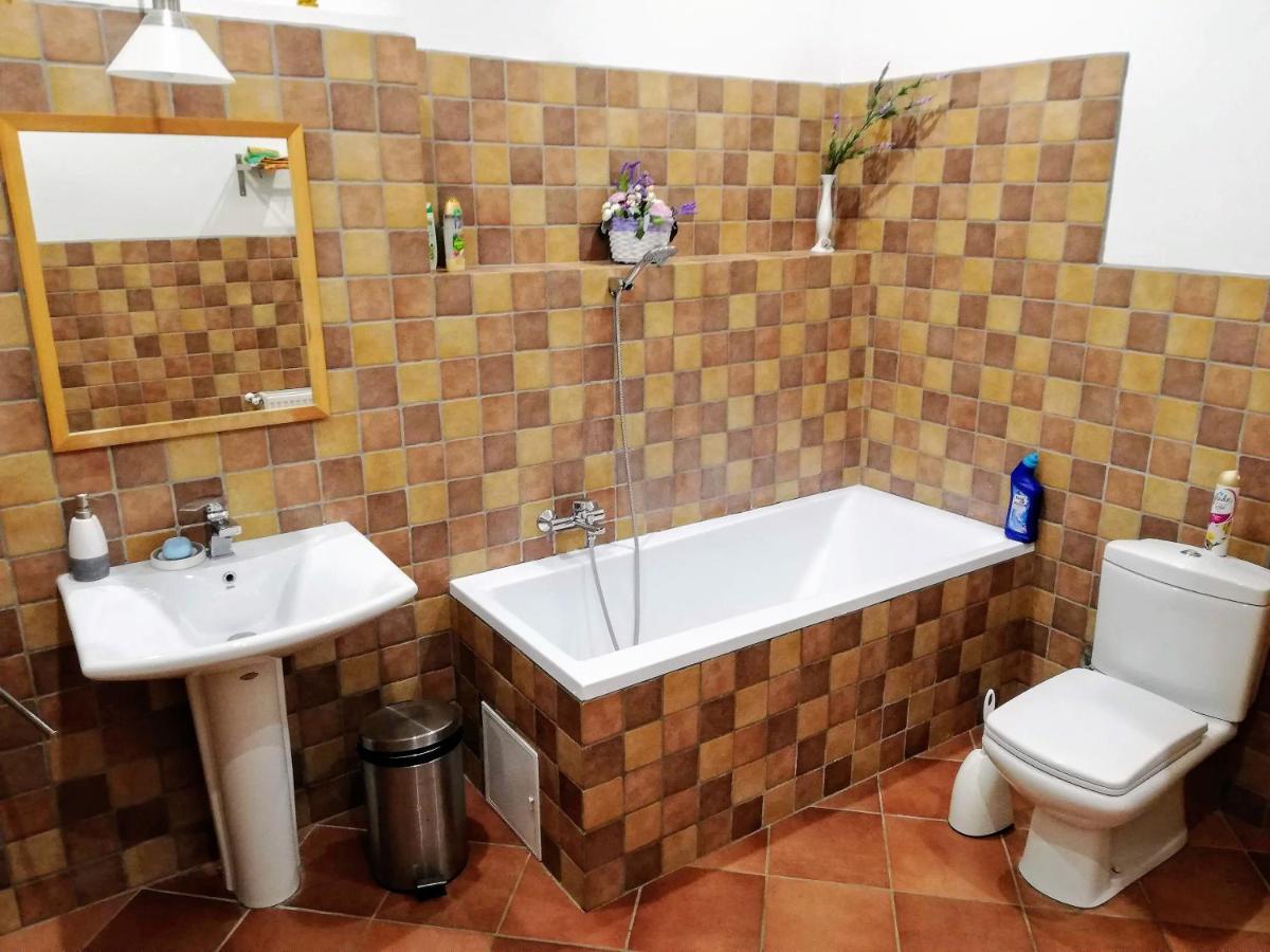 Parva Foresta Apartment Мисколк Екстериор снимка